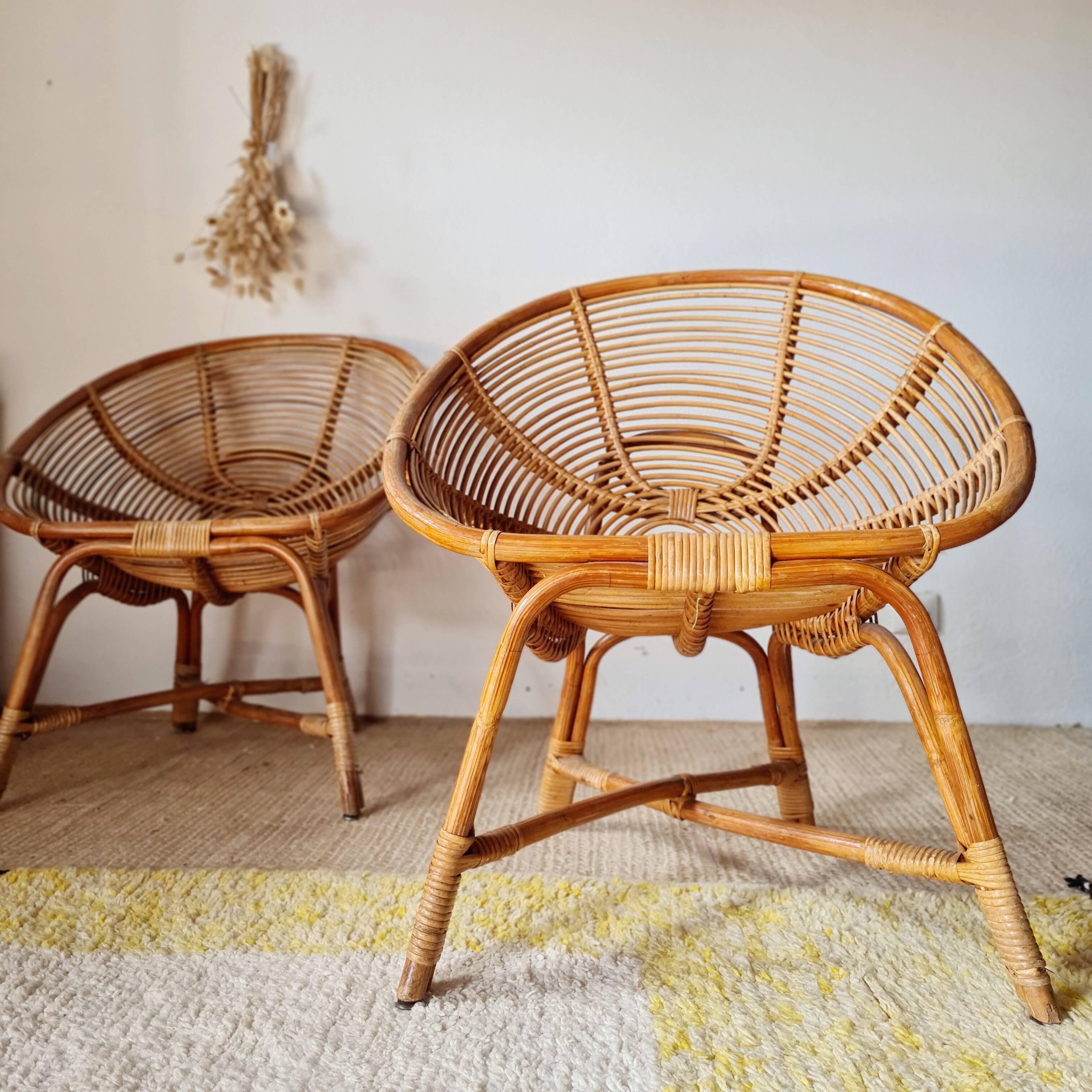 Pair of vintage basket chairs in rattan – Riviera style 1960