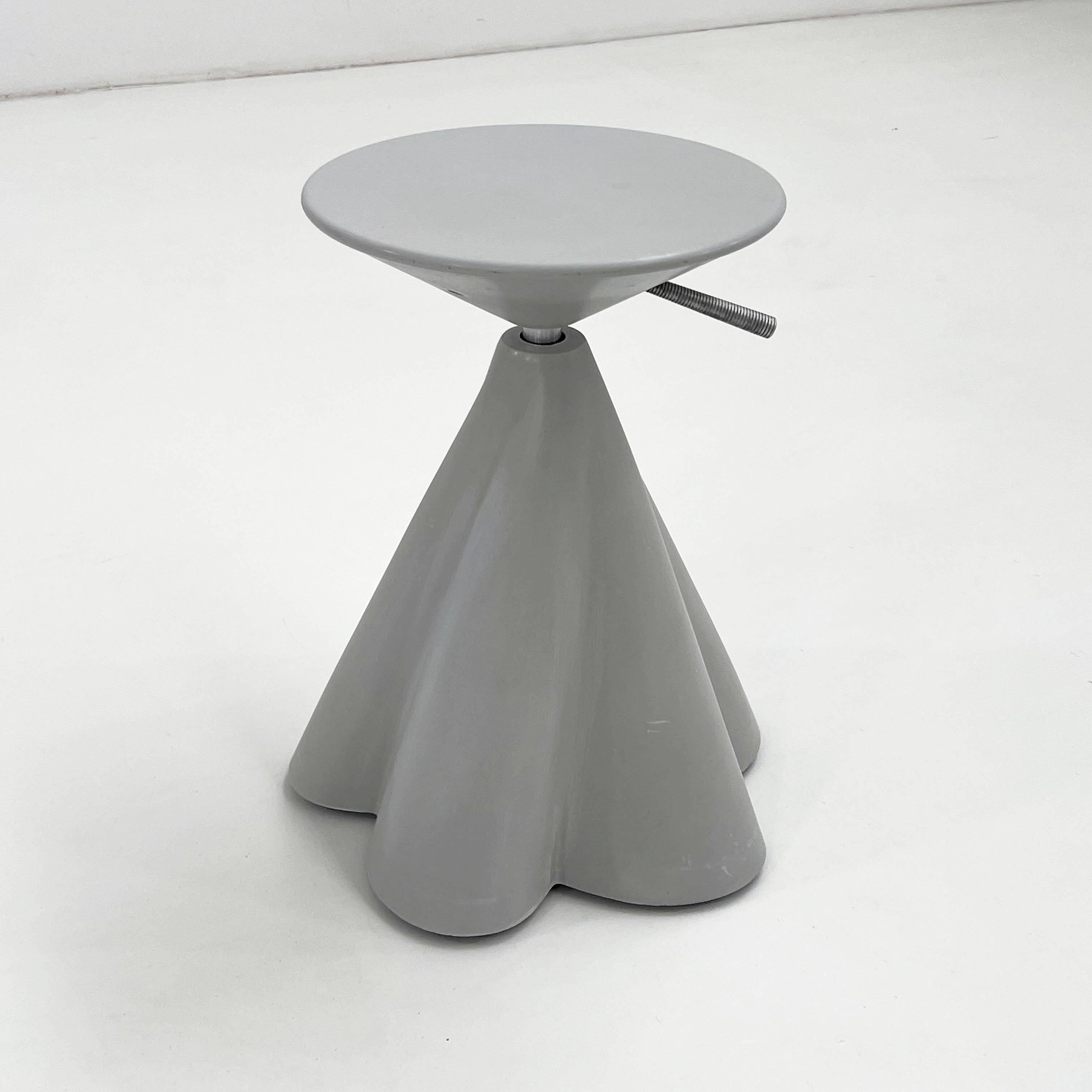 Tabouret ajustable par Philippe Starck pour Presence Paris/ L’Oréal, 1980