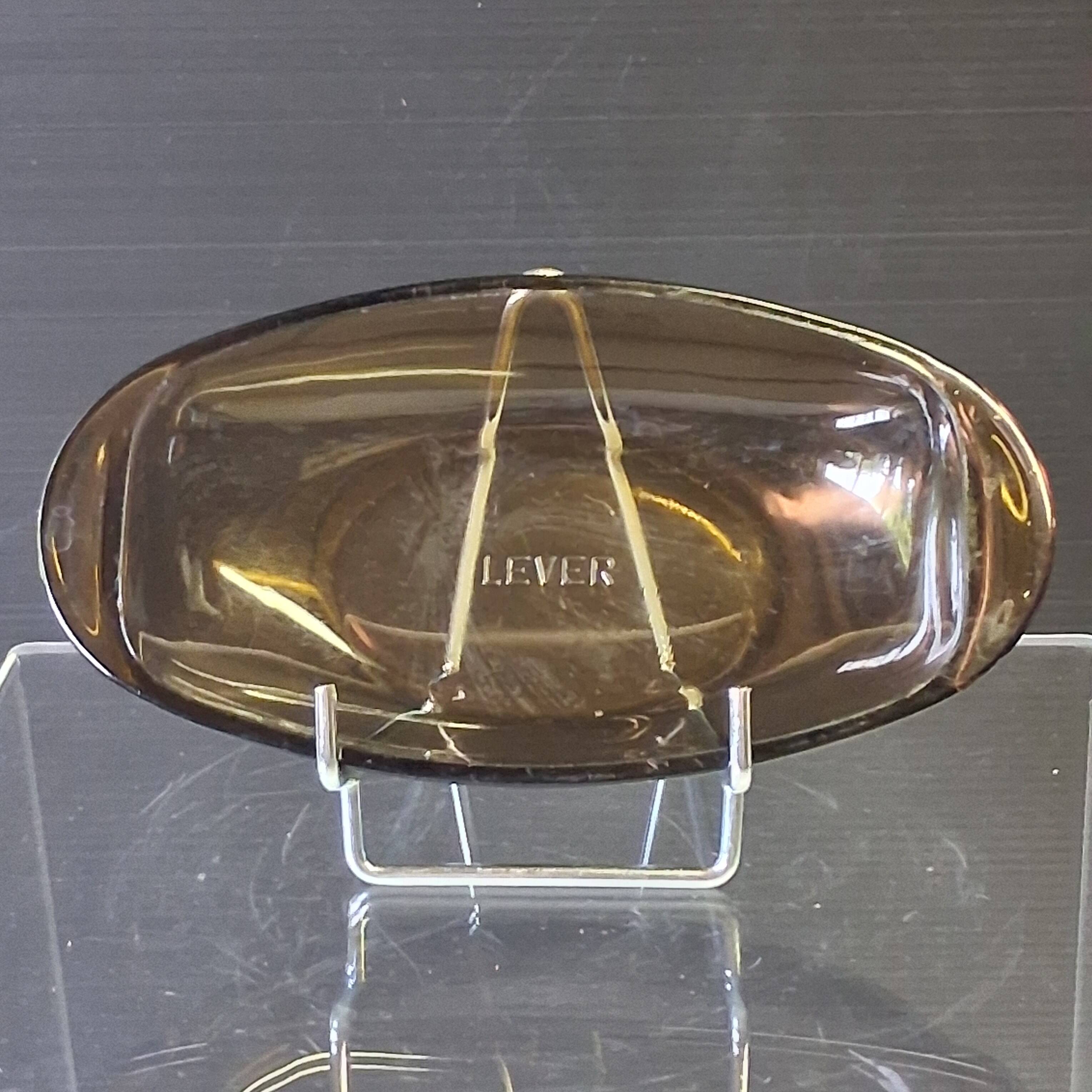 Set of 2 glass ear-handled dishes/ramekins from Lever in very good condition.