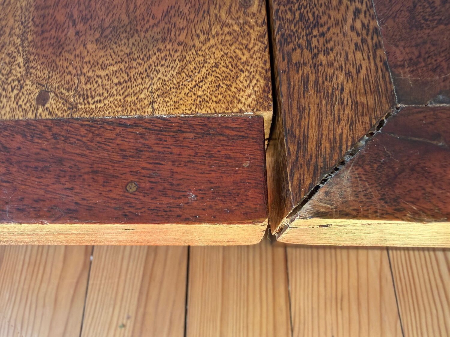 Pair of solid wood coffee tables – rustic / wabi-sabi style (1950-198)