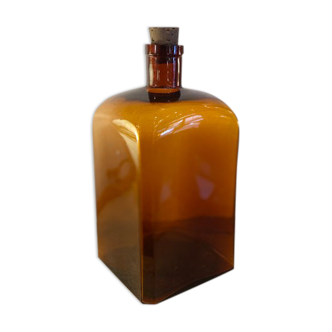 Amber glass bottle or pharmacy bottle