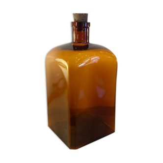 Flacon ou bouteille à pharmacie en verre ambré