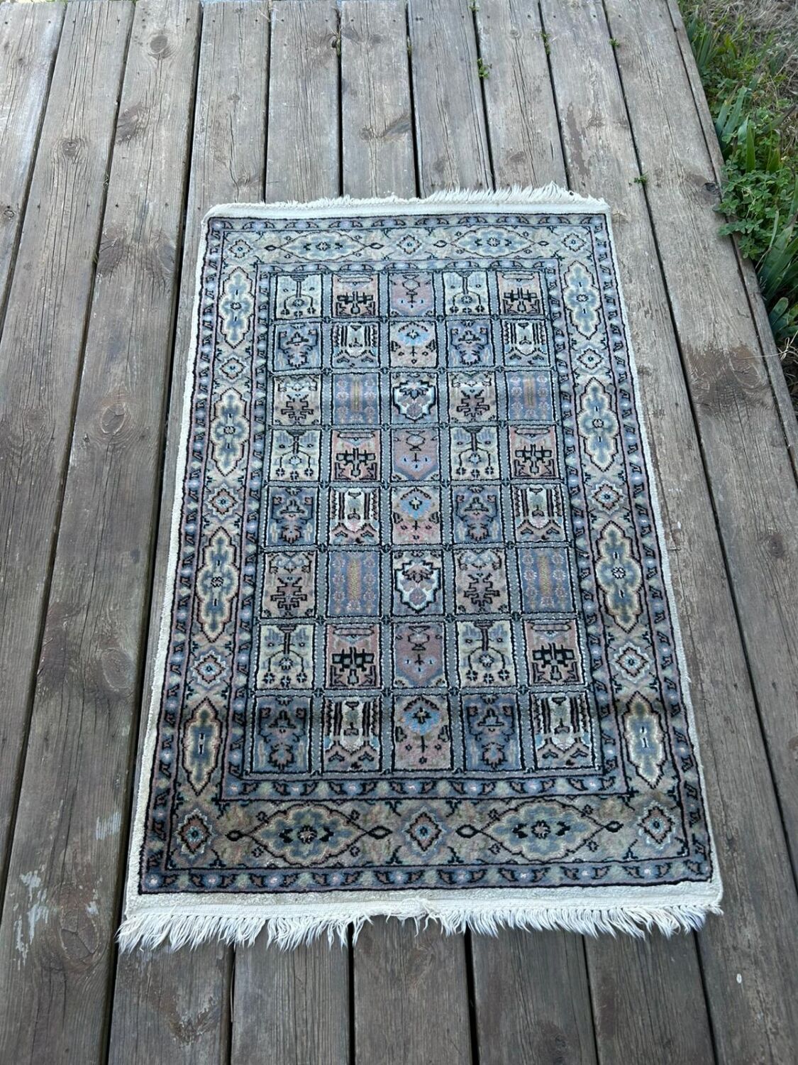 Pair of Persian rugs in wool and silk