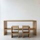 Ensemble bureau, console et 2 tabourets en chêne massif
