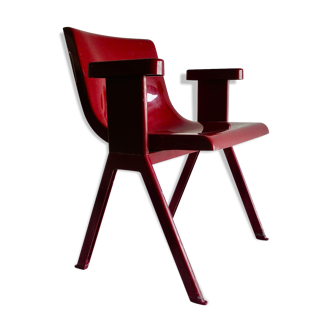 "synthesis"armchair by Ettore Sottsass for Olivetti