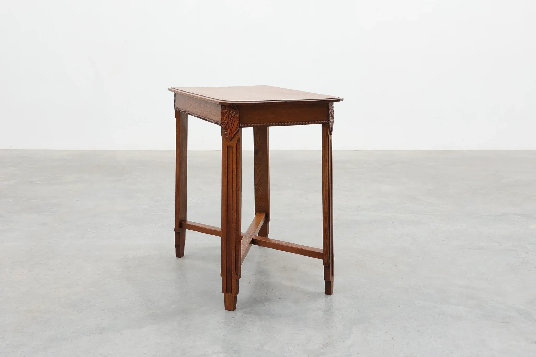 French Art Deco Side Table with Fluted Legs, Carved Frieze and X-Stretcher,
