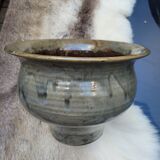 Enamelled stoneware planter