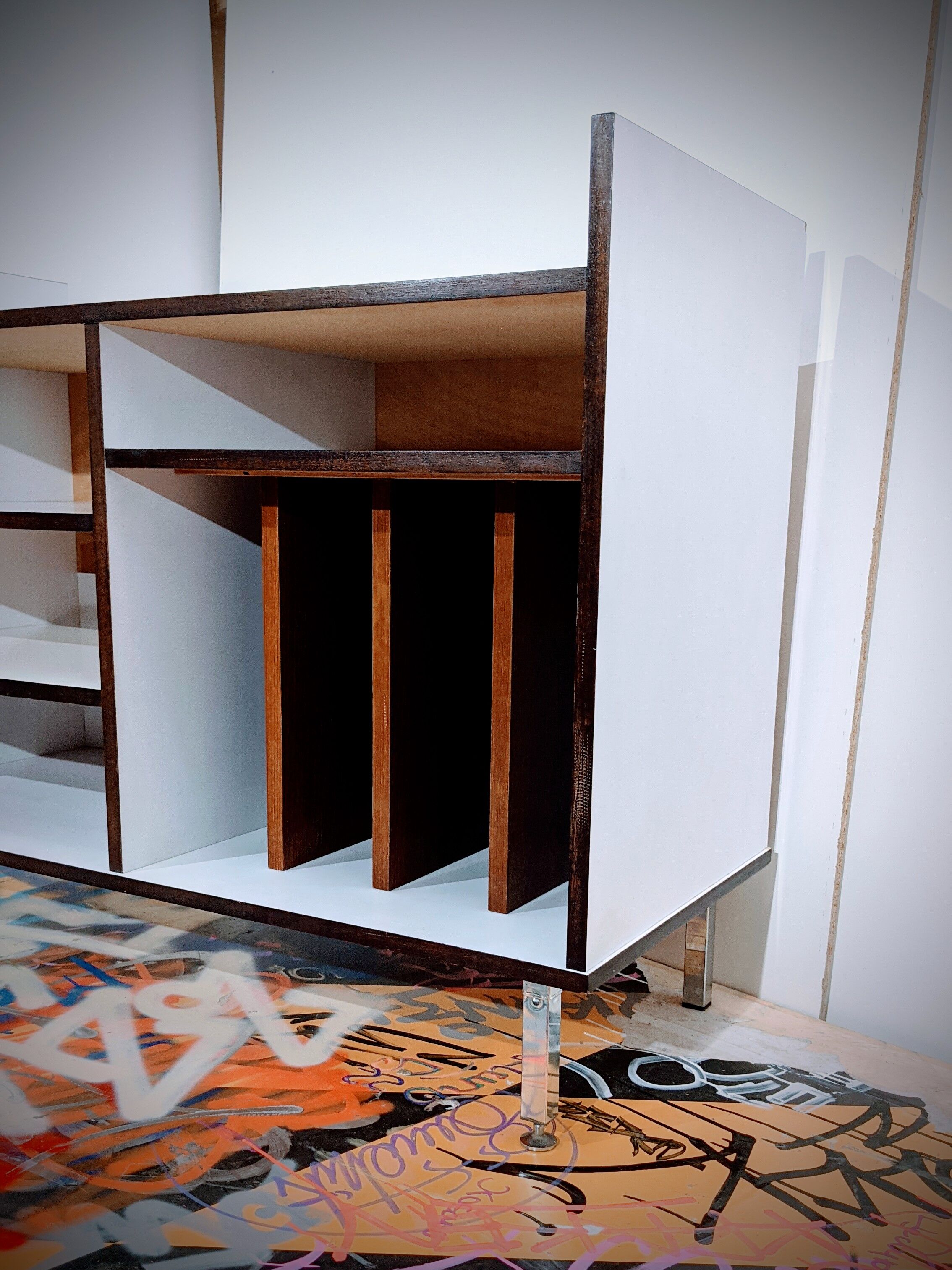 Vintage furniture hifi turntable / sideboard wood storage