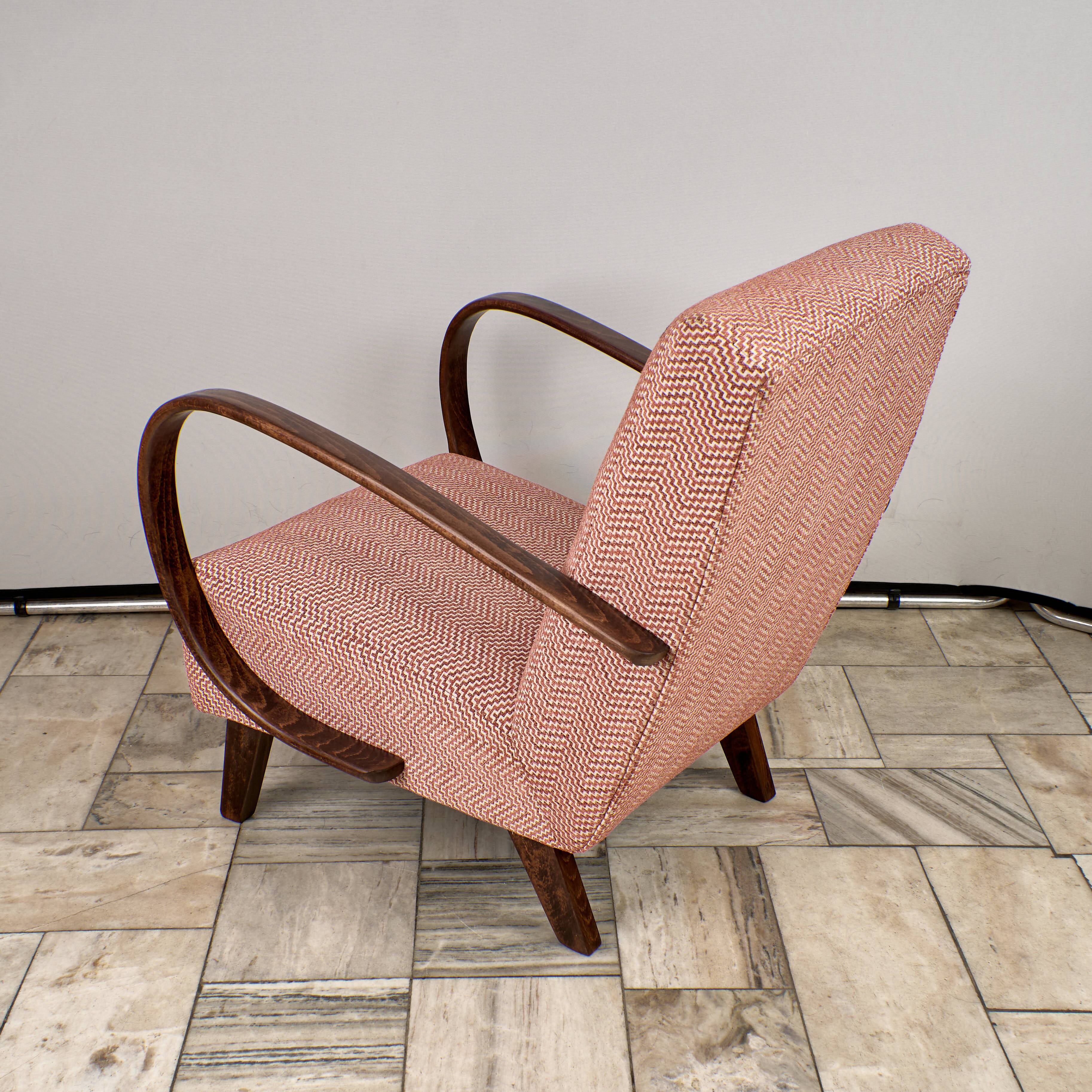 H 410 Armchair designed by Jindrich Halabala, 1940s, Czechoslovakia