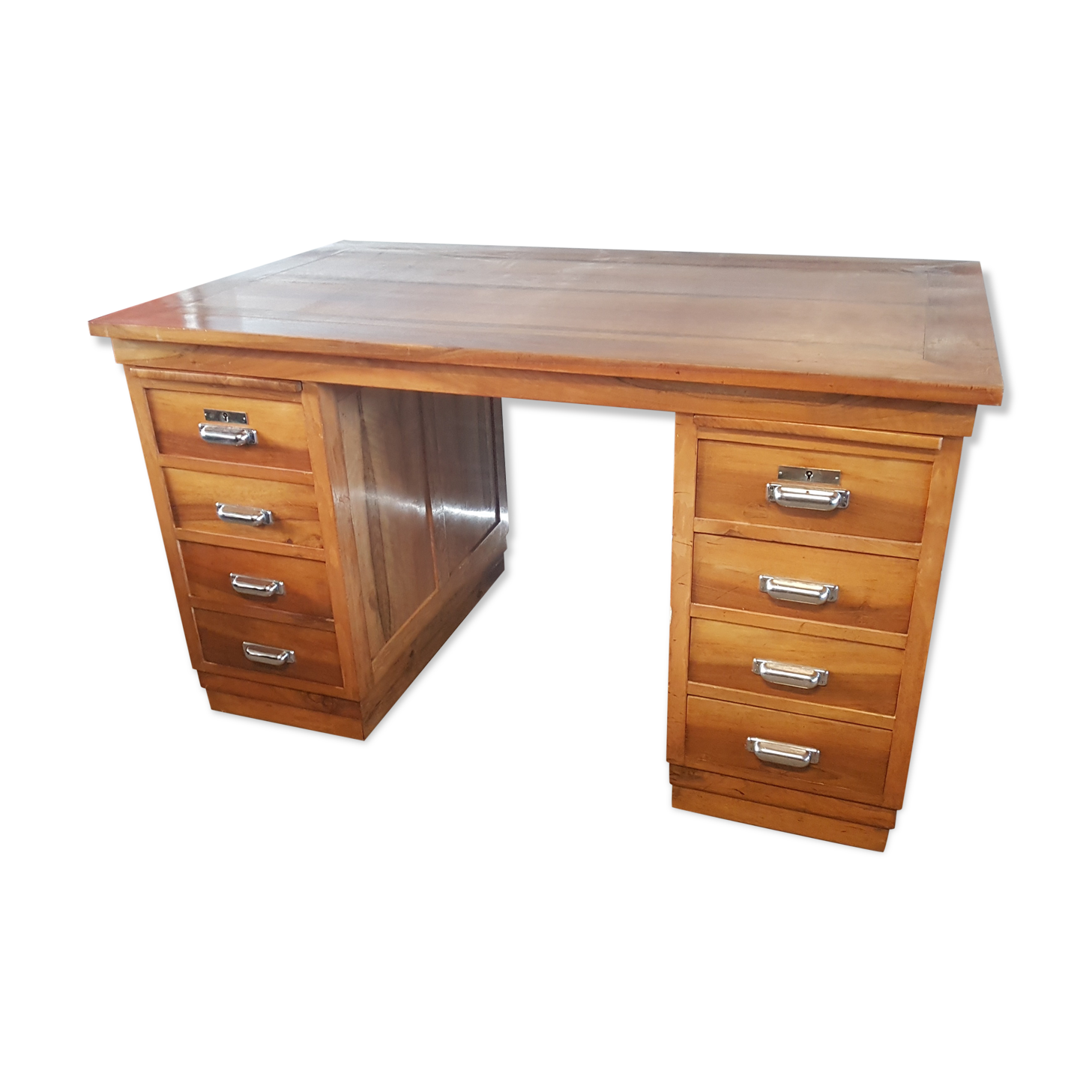 Walnut office with double lockers