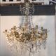 Lustre bronze ancien a pampilles cristal et verre 12 bras 18 lampes