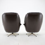 1970s Leatherette Swivel Lounge Chair