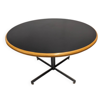 Table ronde italienne, années 60-70