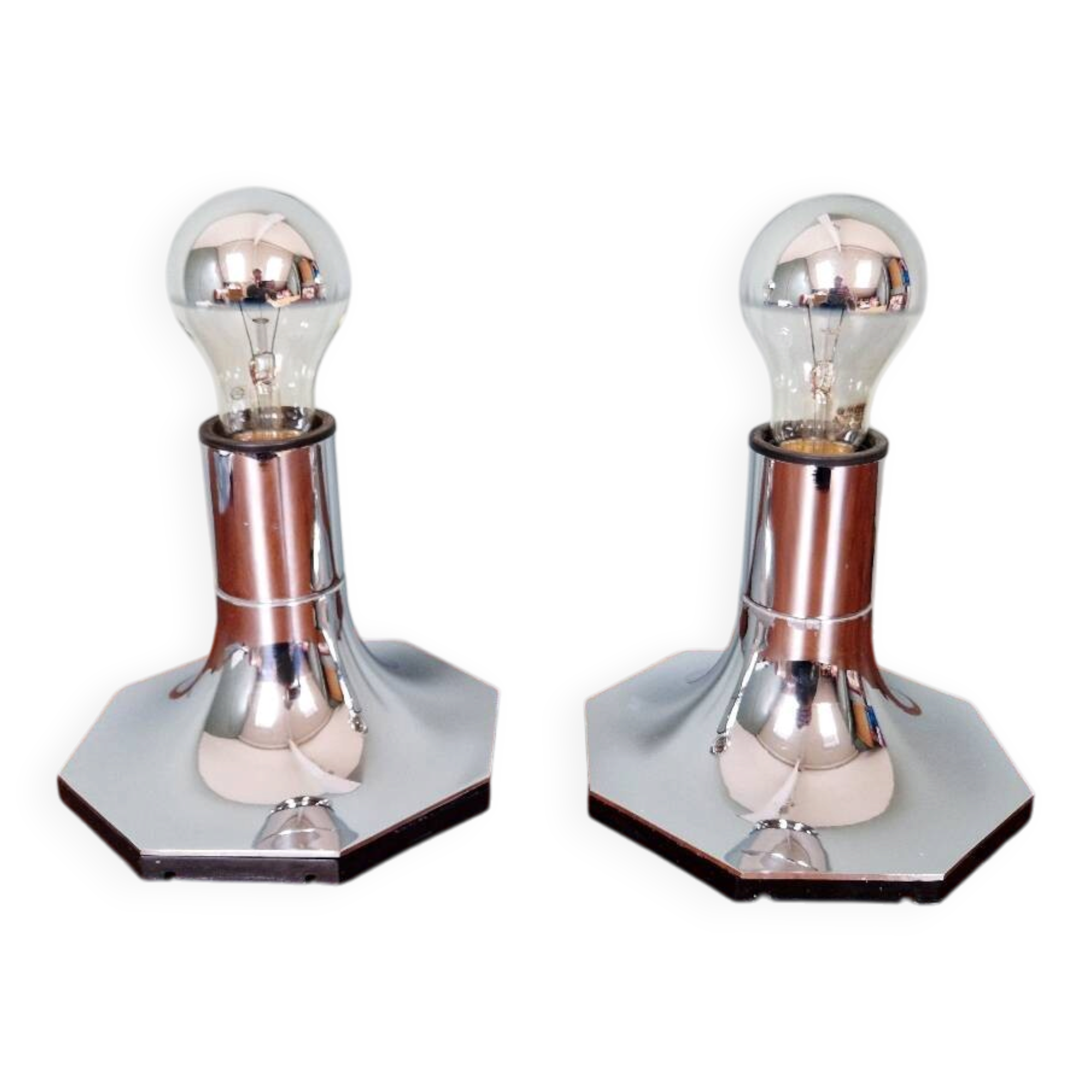 Pair of wall sconces/spotlights in chrome metal, Motoko Ishii
