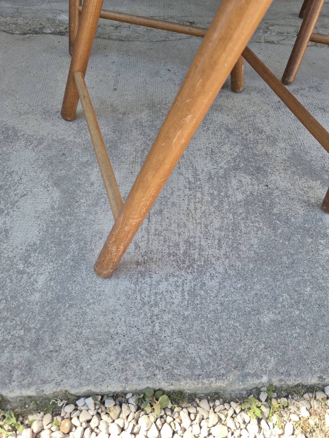 Set of 4 vintage Italian folding chairs in cane 1970s