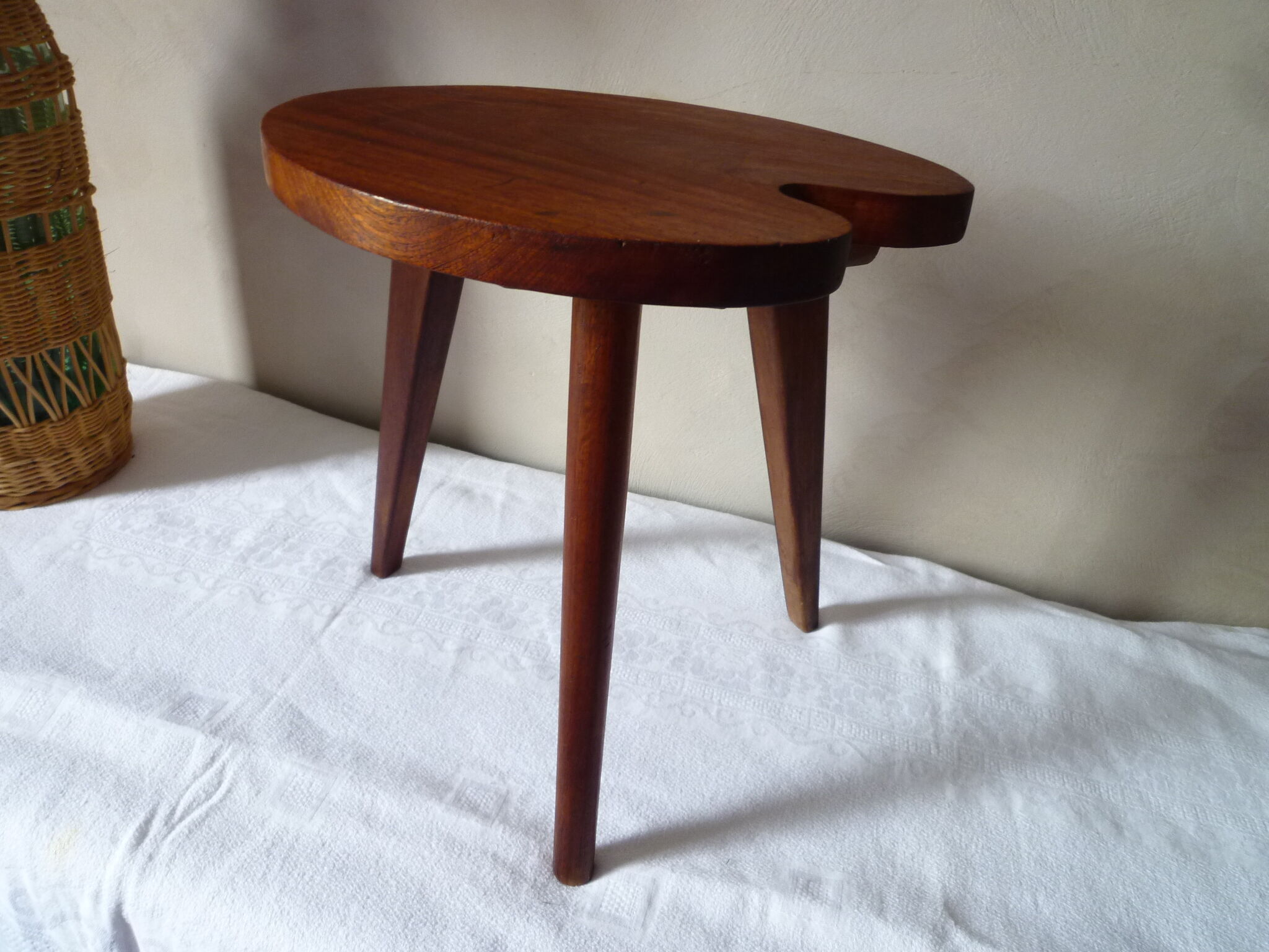 Side teak table
