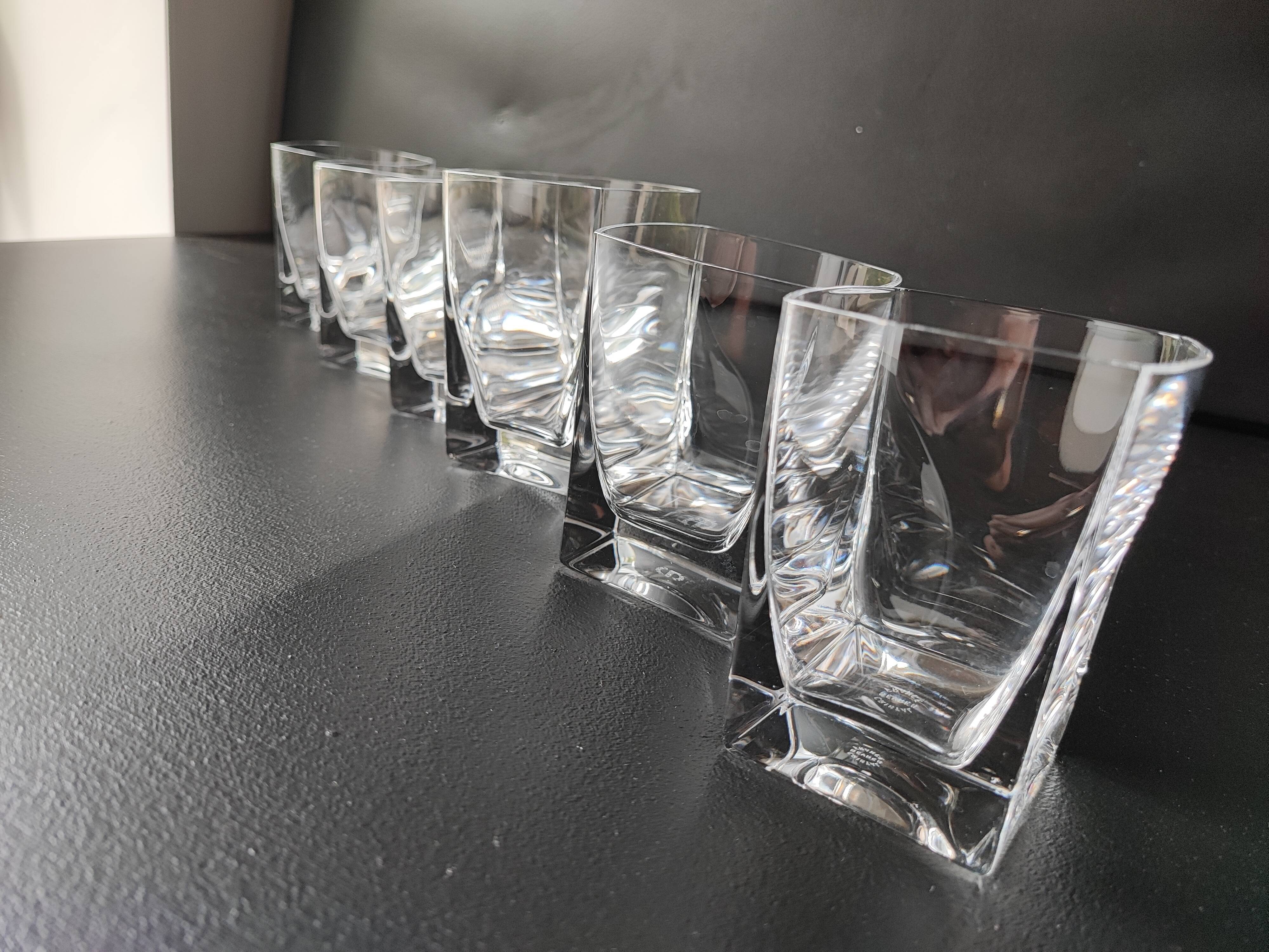 CRYSTAL WHISKY GLASS
