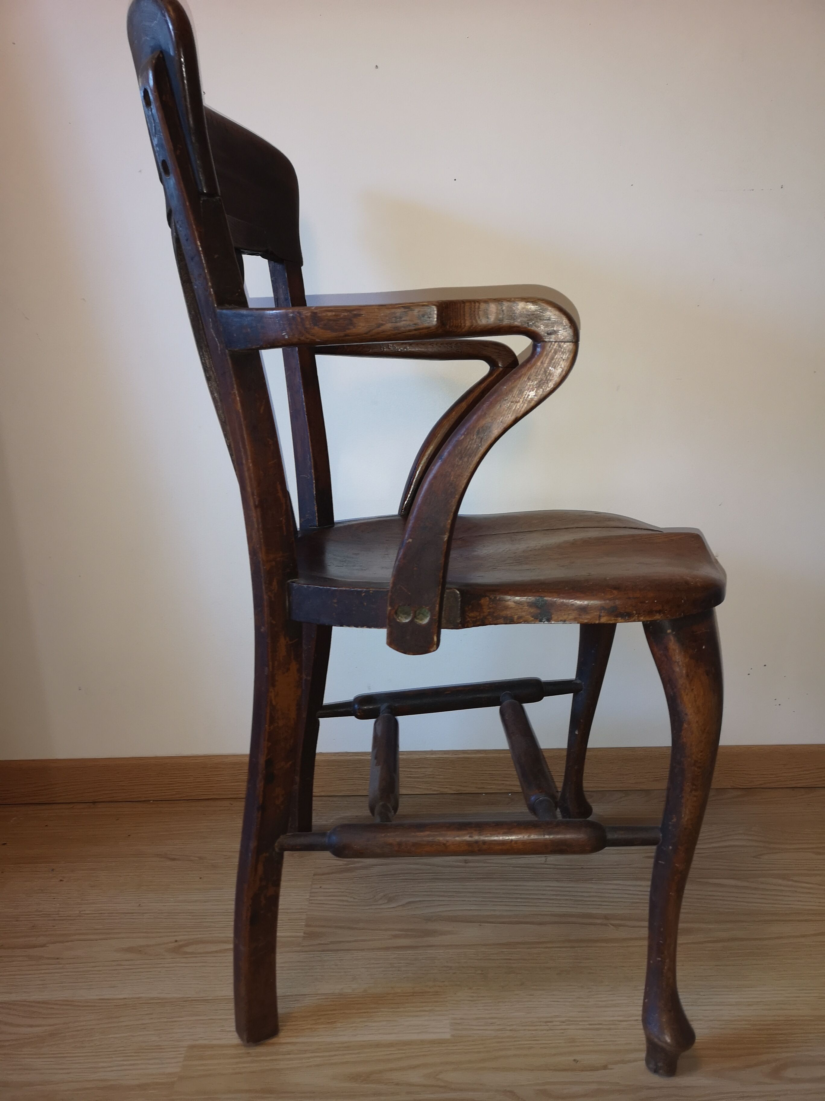 Victorian English office chair (1890-1900) James Shoolbred
