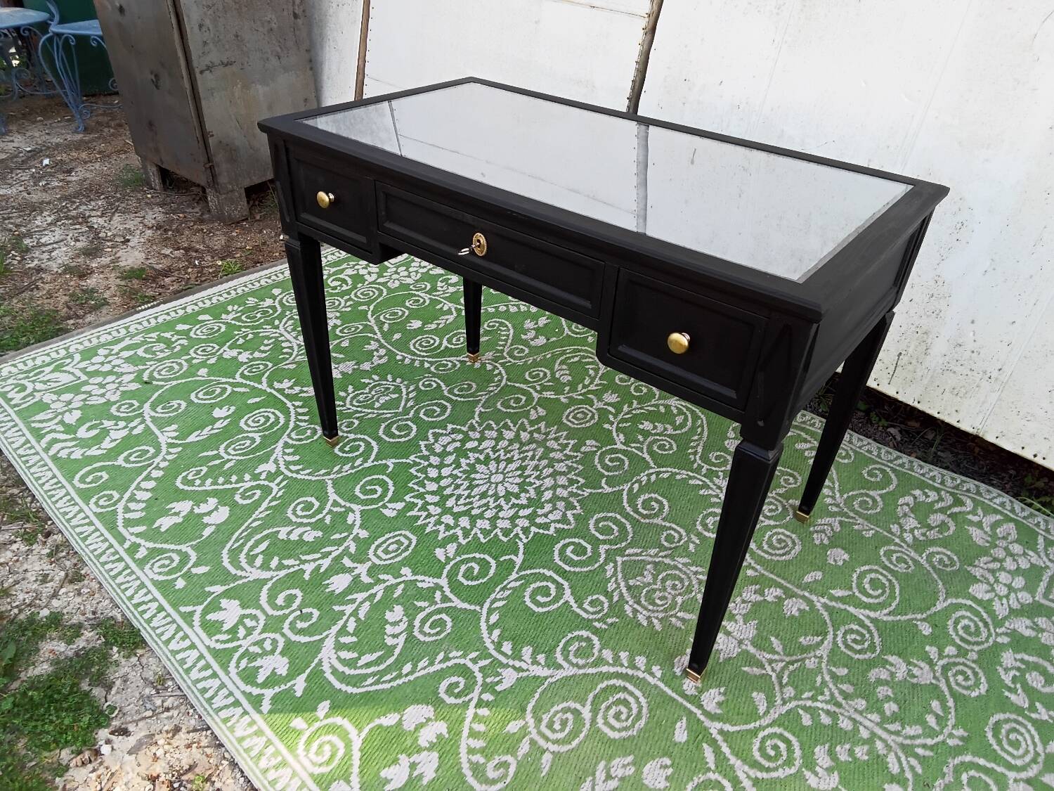 Black desk