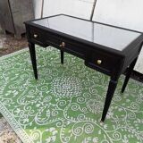 Black desk