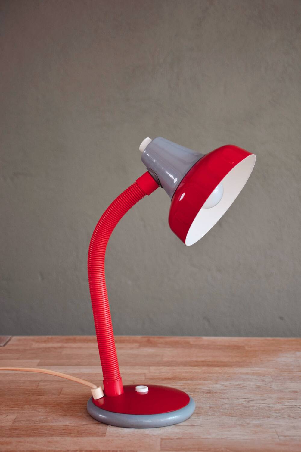 Lampe de bureau orange