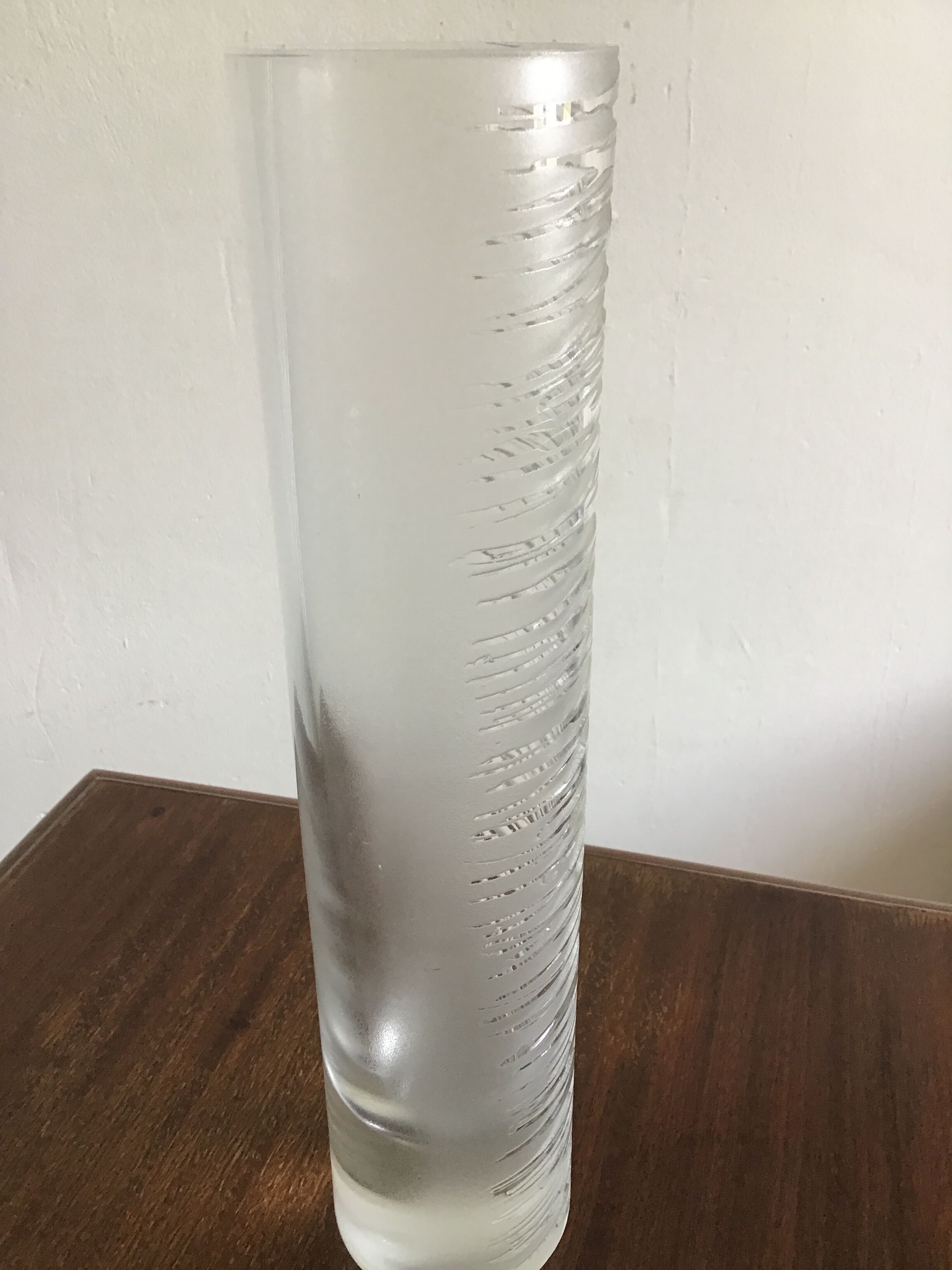 Vase en verre gravé