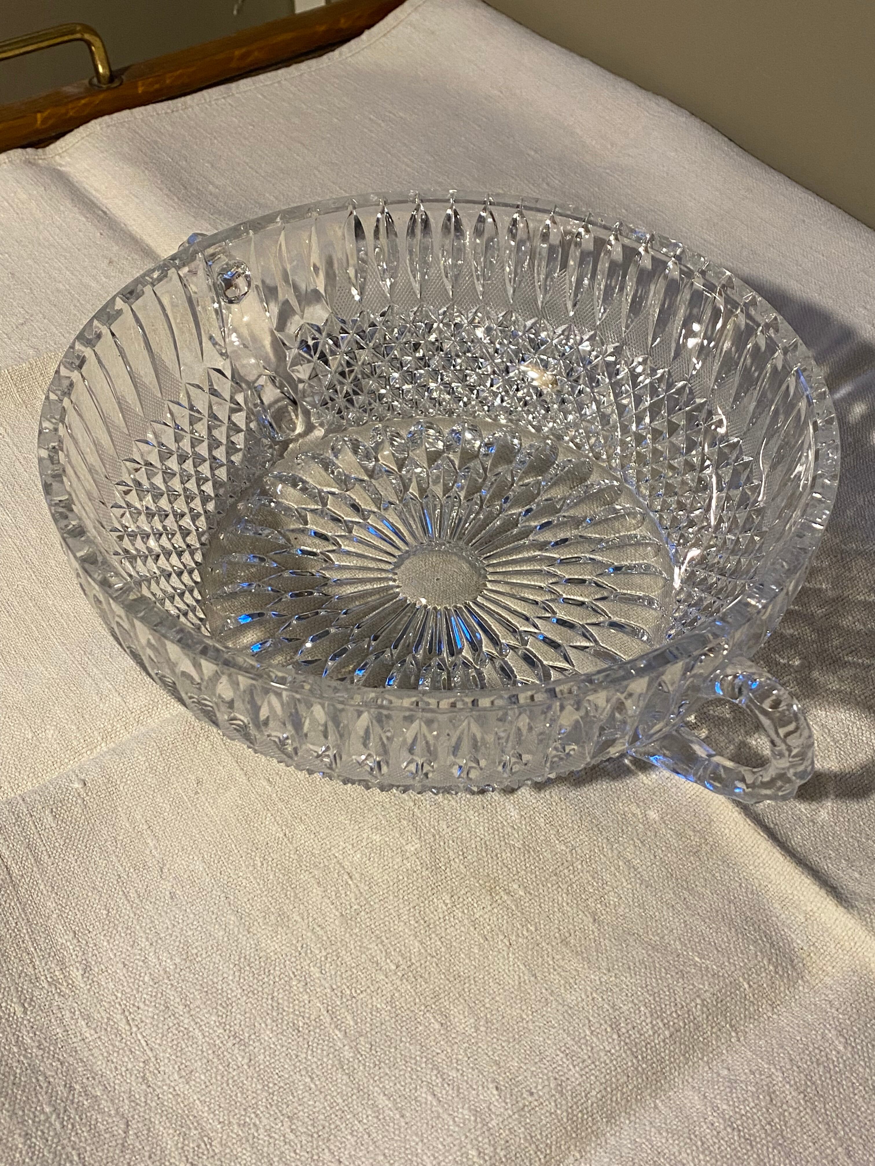 Cut crystal bowl Circa 1950