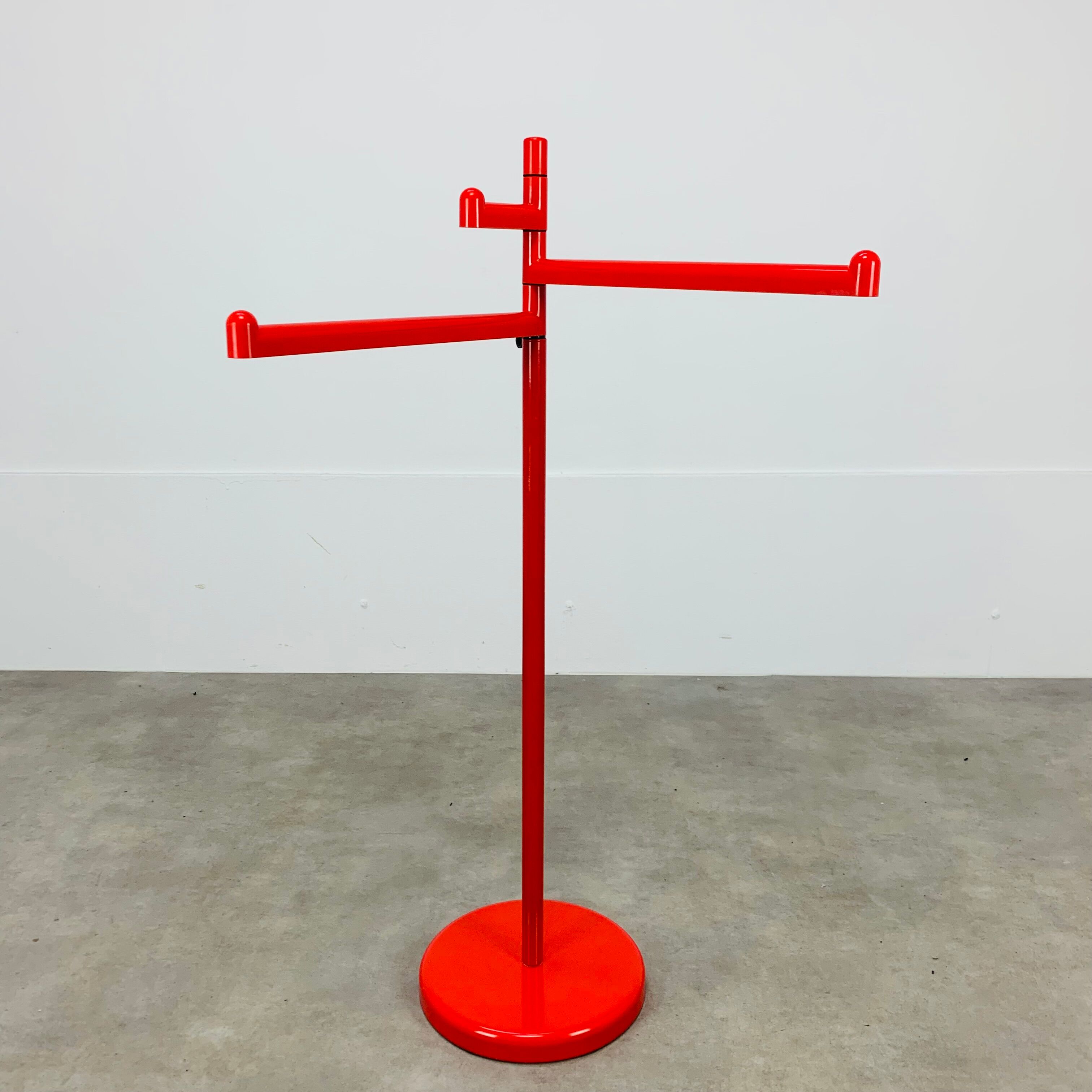Valet or towel rack Makio Hasuike red for Metalplastica italy