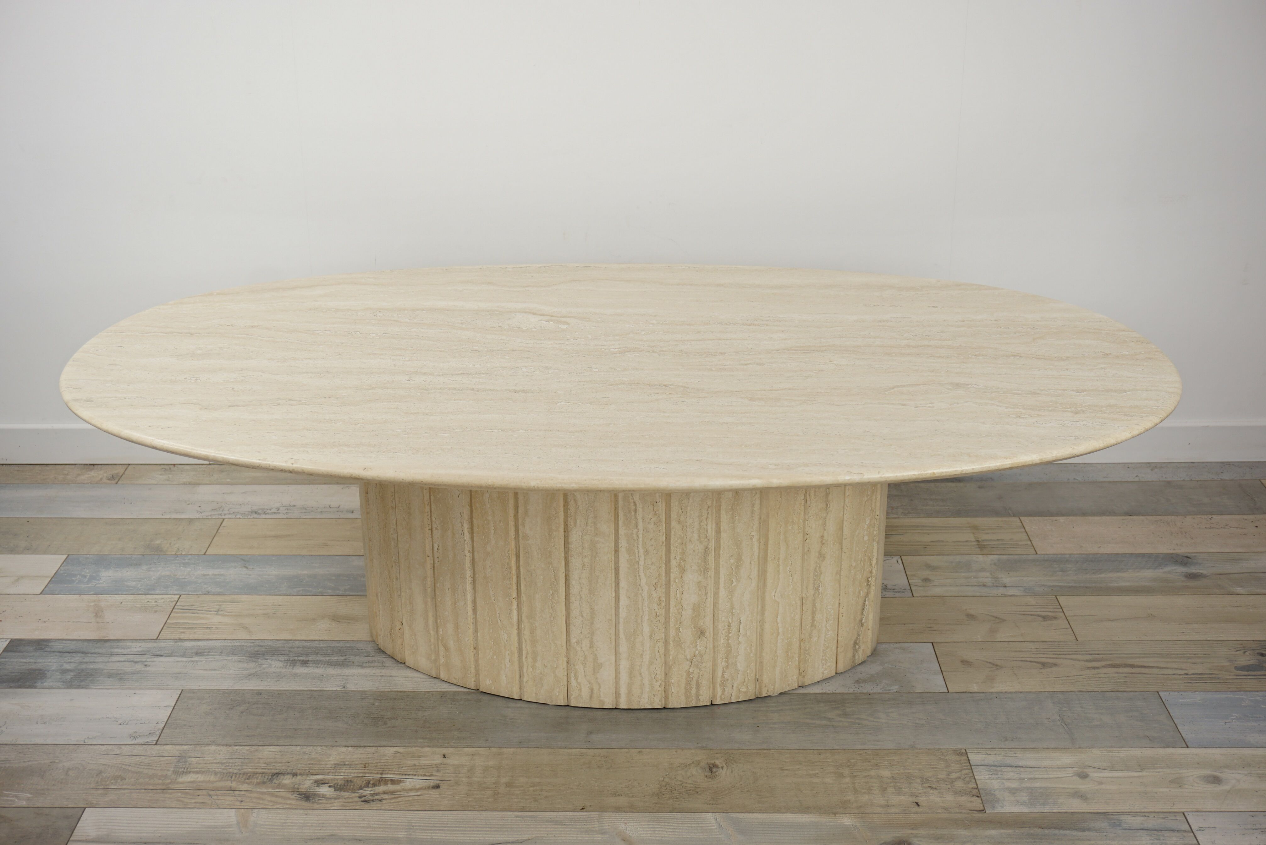 Oval coffee table in Italian design travertine from the 70s
