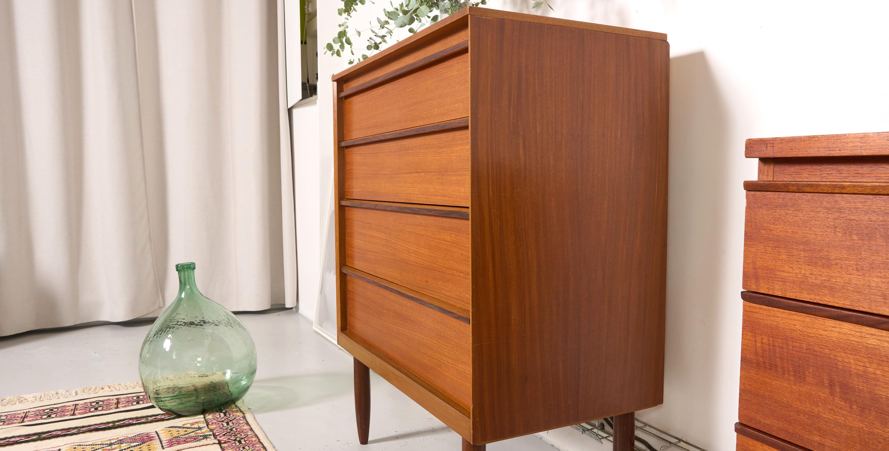 Austinsuite vintage chest of drawers, Scandinavian style