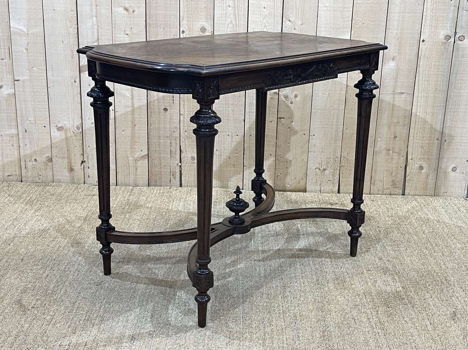 Table desk-Pedestal table style Louis XVI early twentieth century in beech