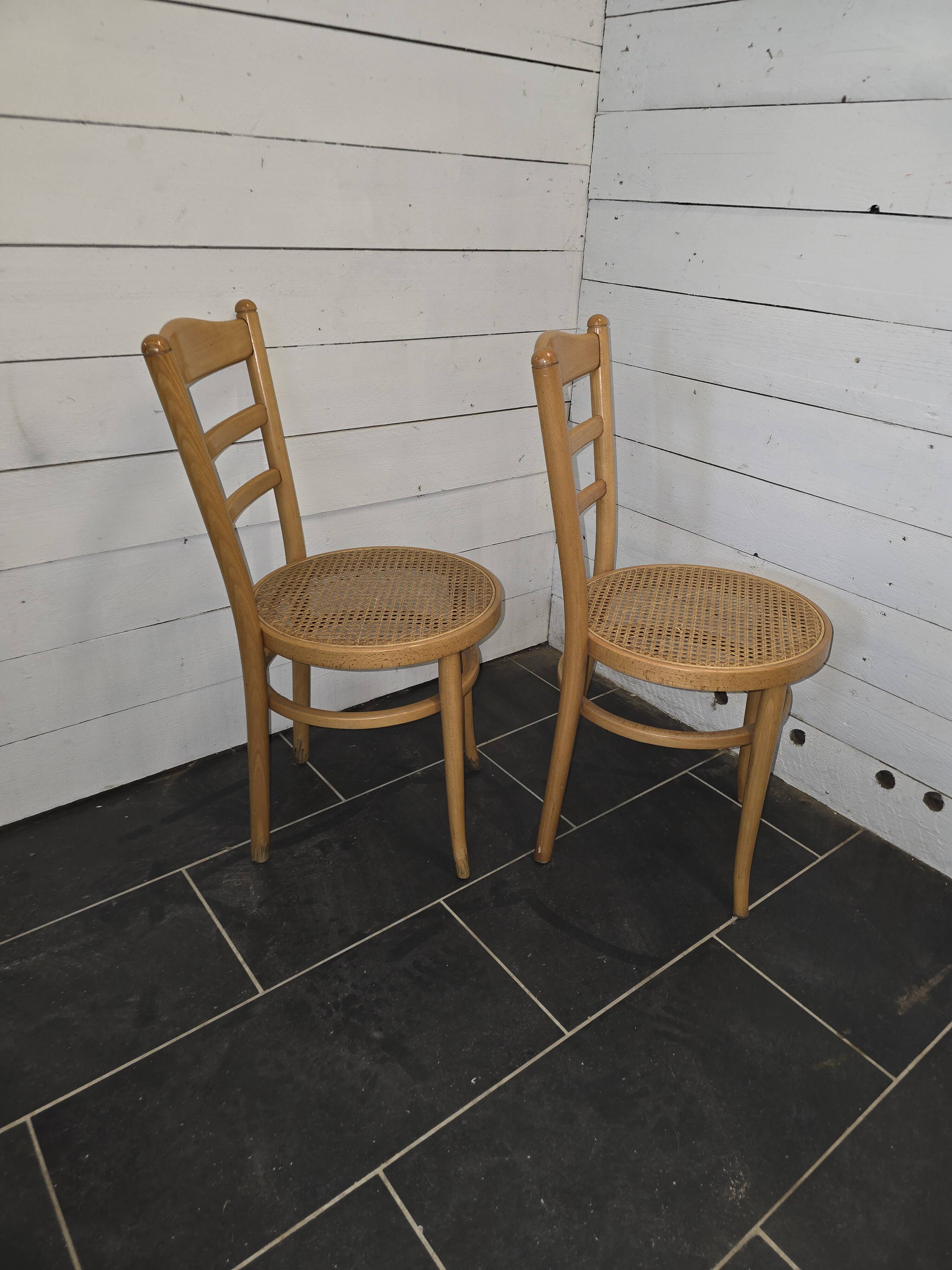 Paire de chaises de bistrot Baumann
