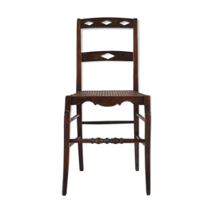 Chaise en bois antique