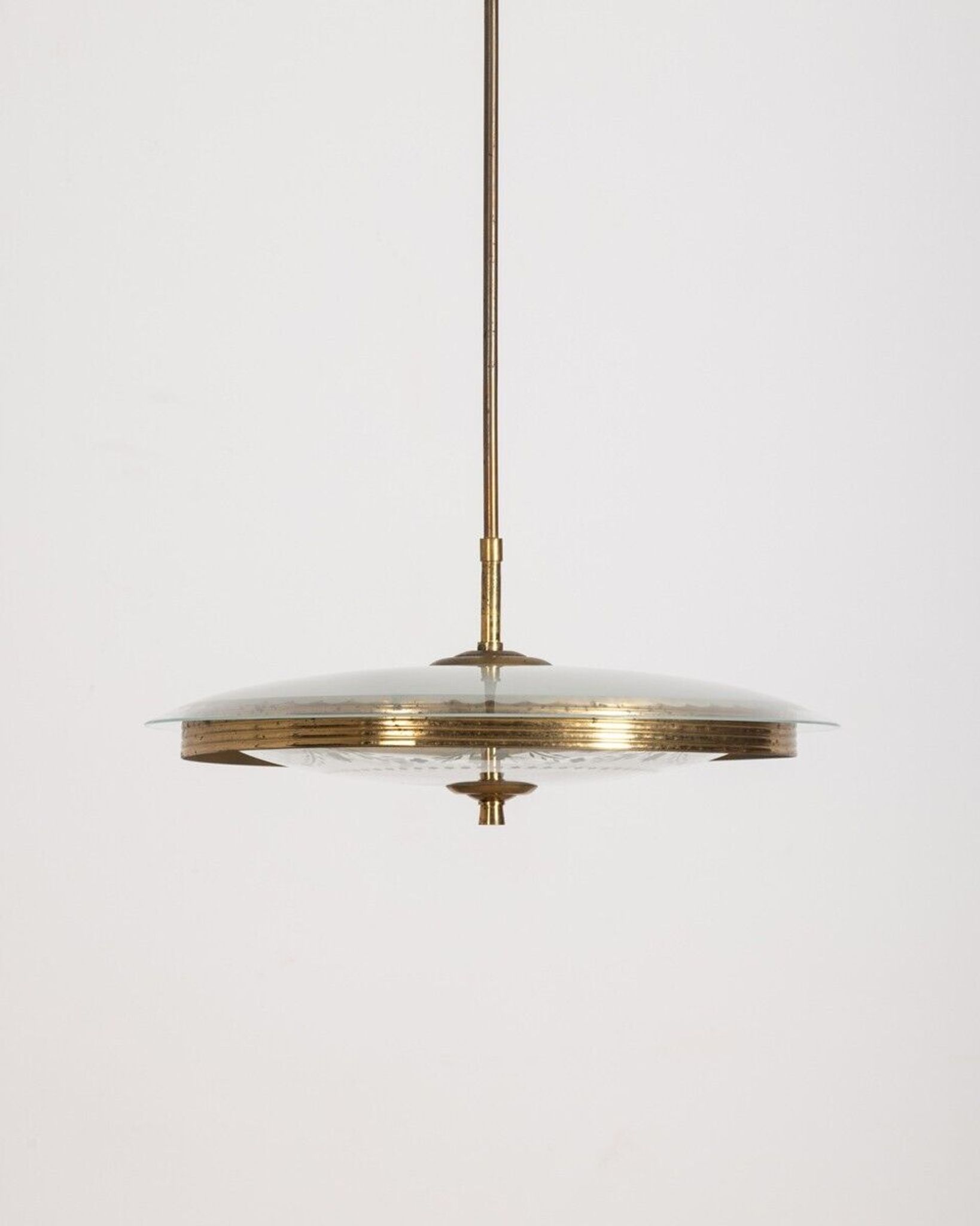Lustre vintage des années 50 en verre et laiton design italien