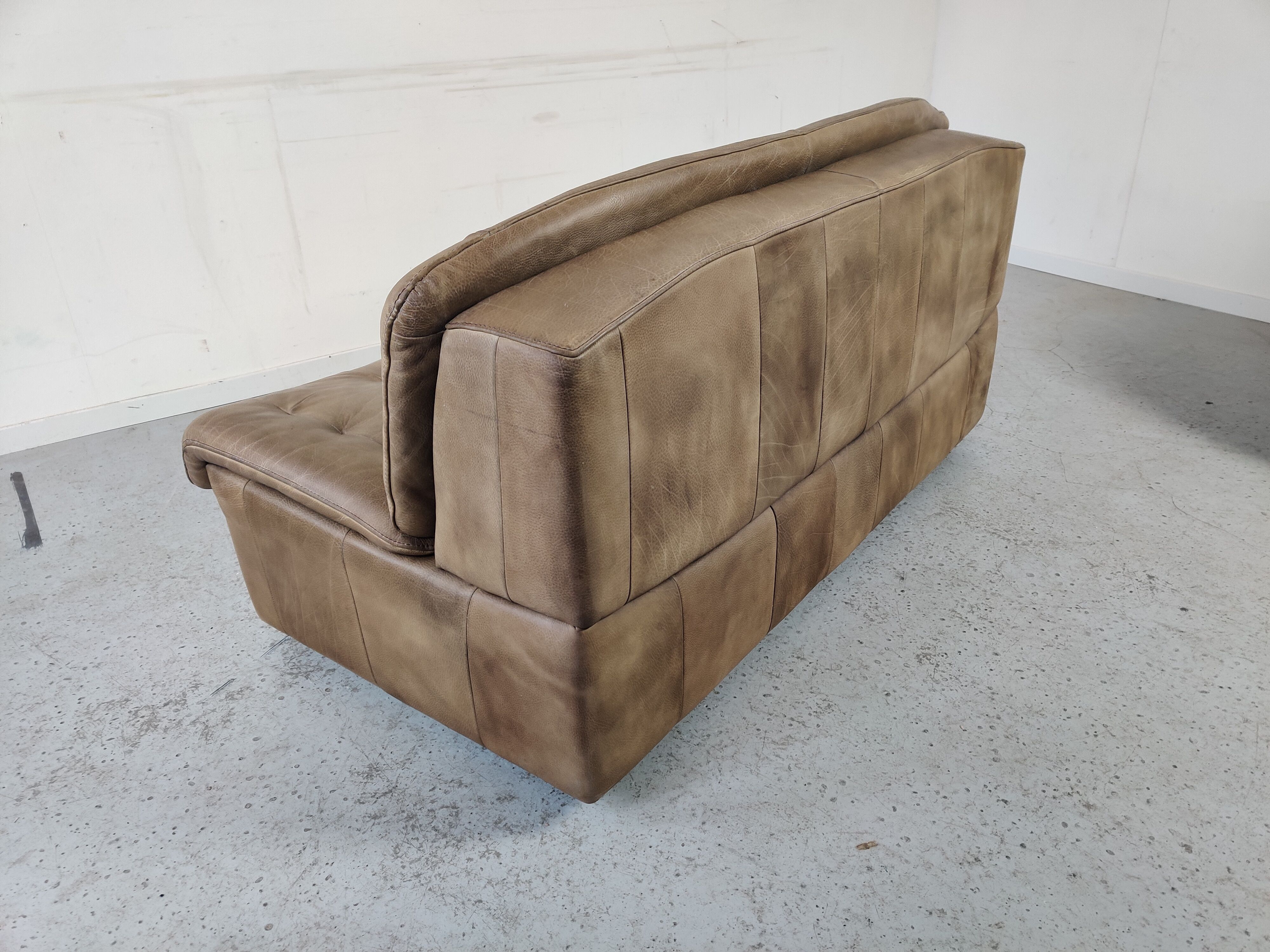 Canapé en cuir design vintage années 70/80