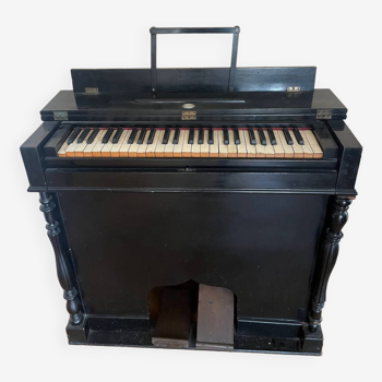 Harmonium