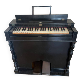 Harmonium