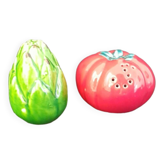 duo vintage salt and pepper shakers vegetables