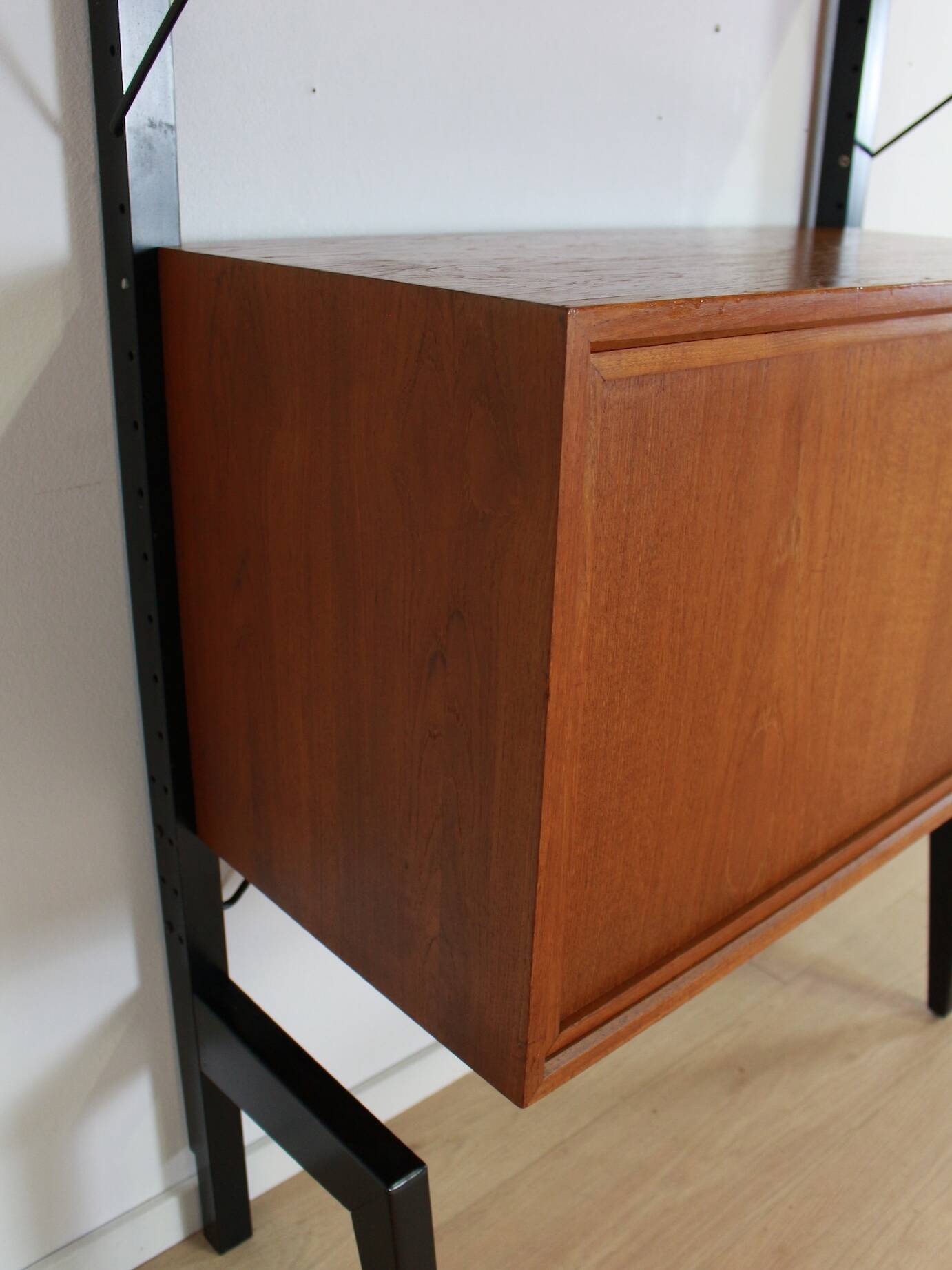 vintage freestanding wall unit – Poul Cadovius, Royal System