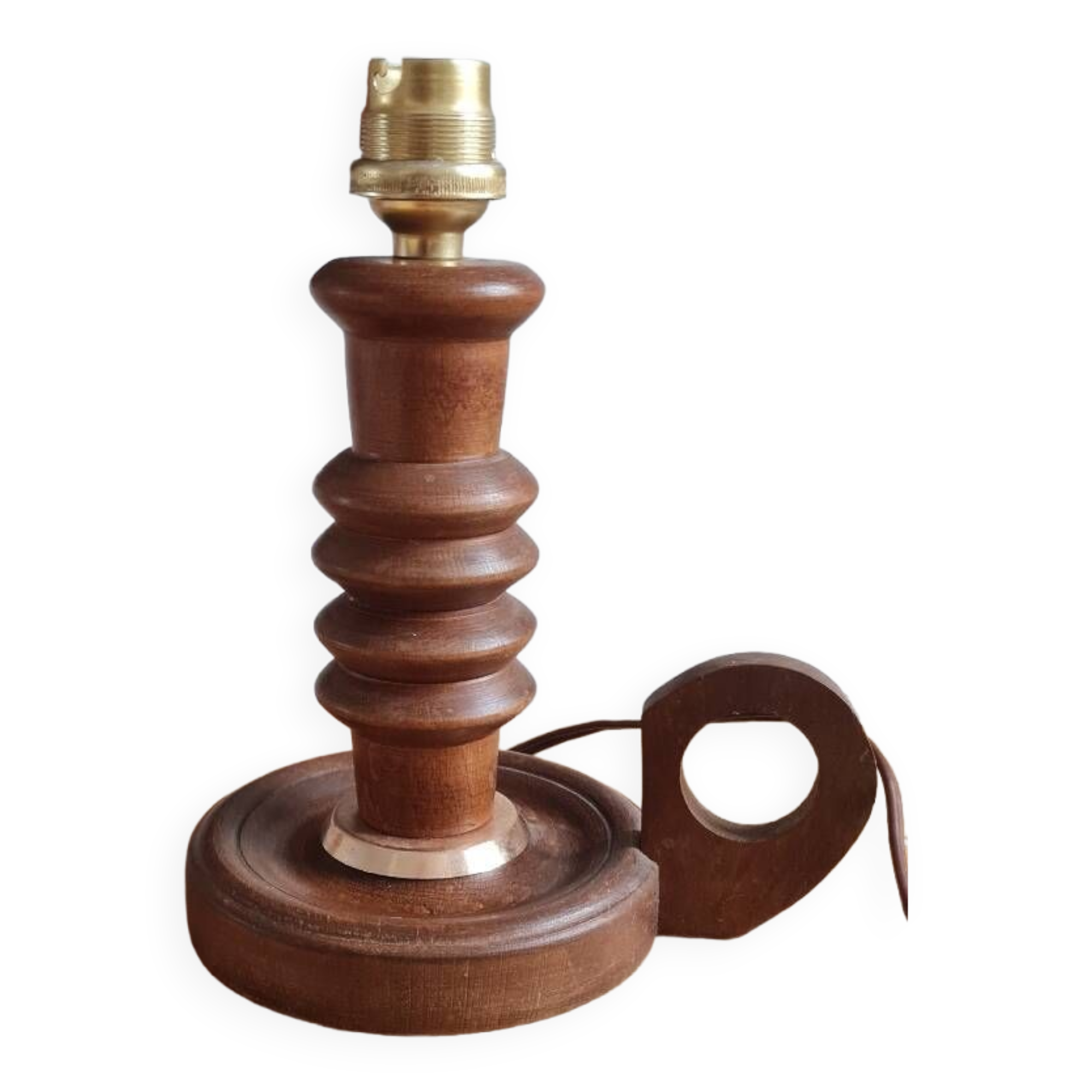 Table lamp in turned wood