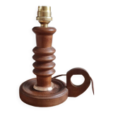 Table lamp in turned wood