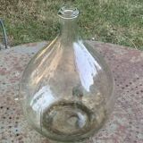 Dame Jeanne, bonbonne, bouteille en verre transparente, verre très épais