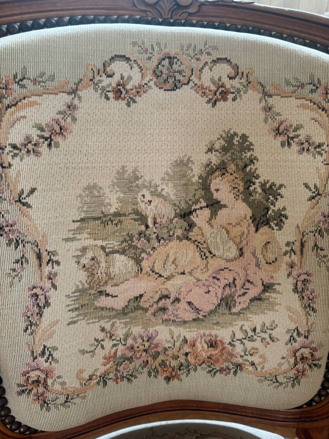 Louis XVI style living room lot