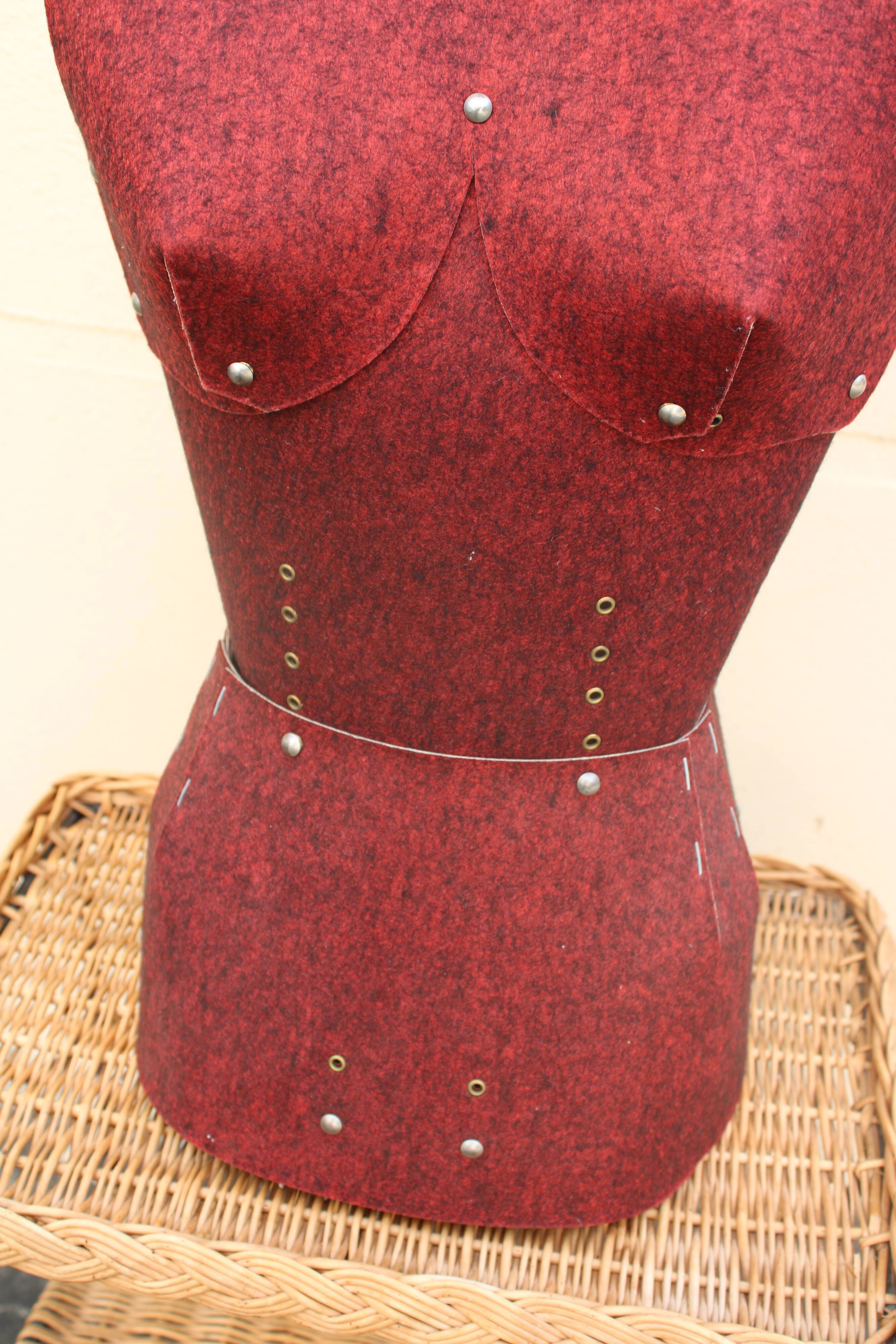 Cardboard sewing mannequin