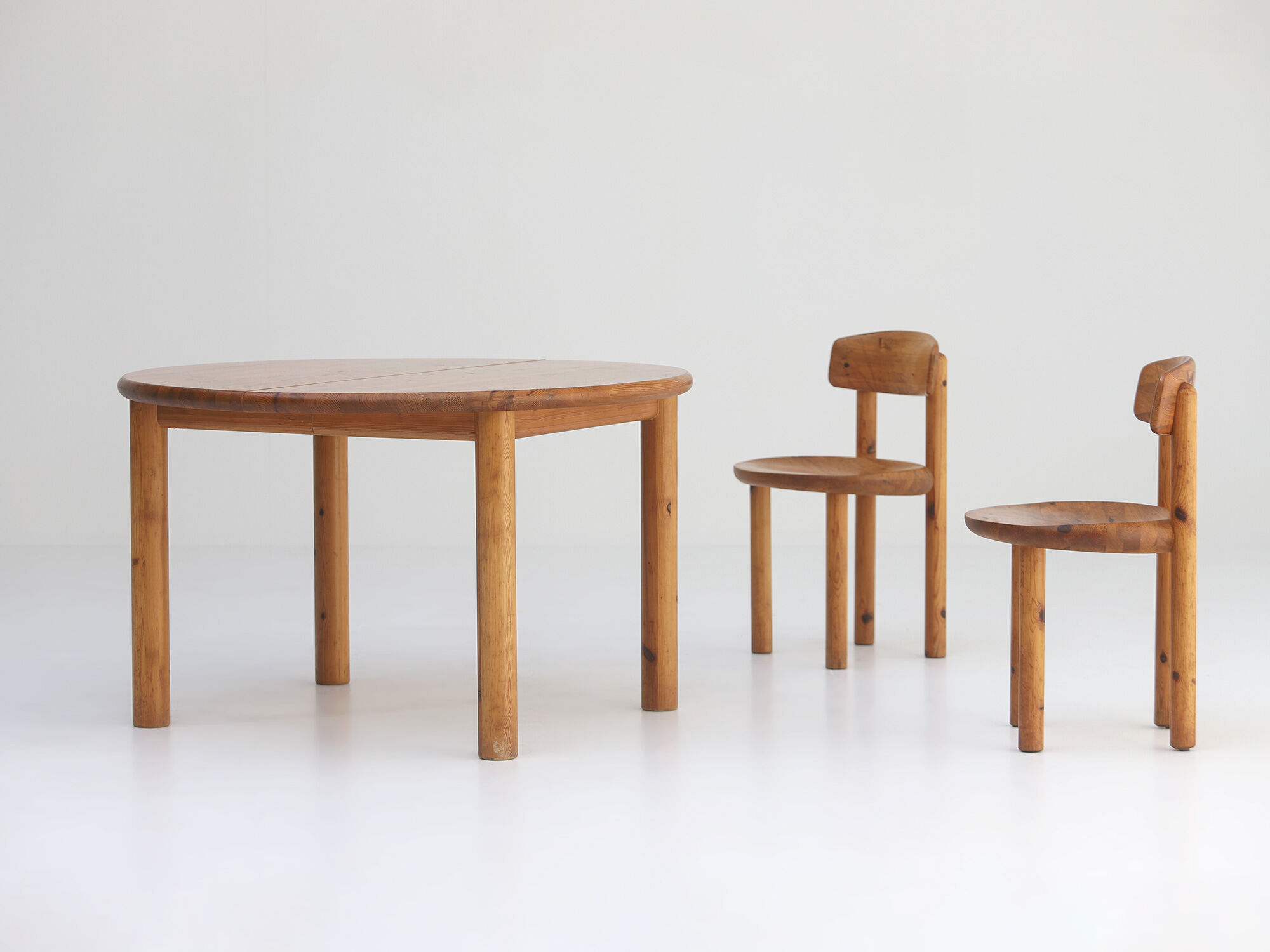 Round dining table designed by Rainer Daumiller, 1970s