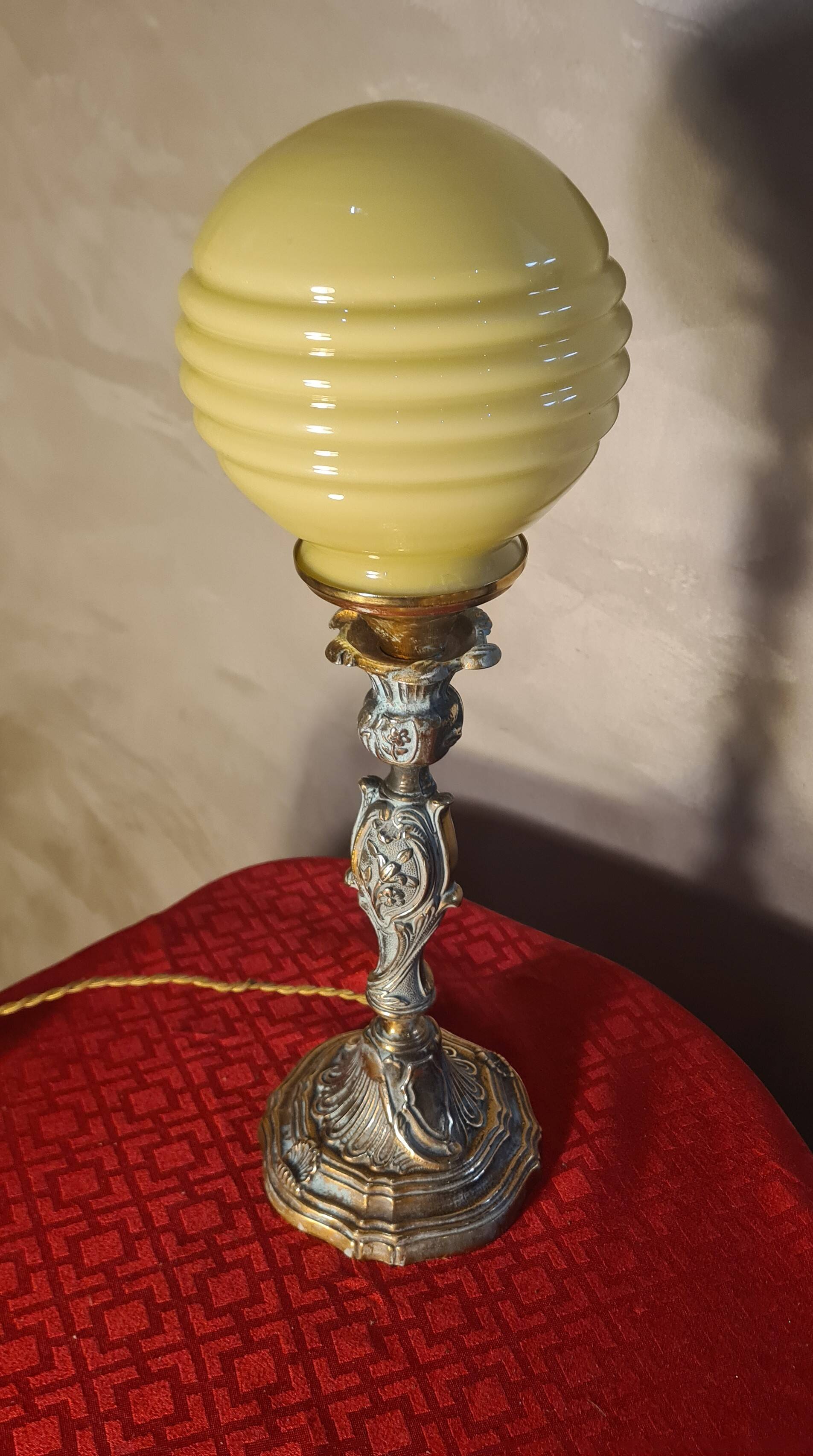 bronze lamp in Rococo style with yellow-green opaline ball, superb, electrical works fine