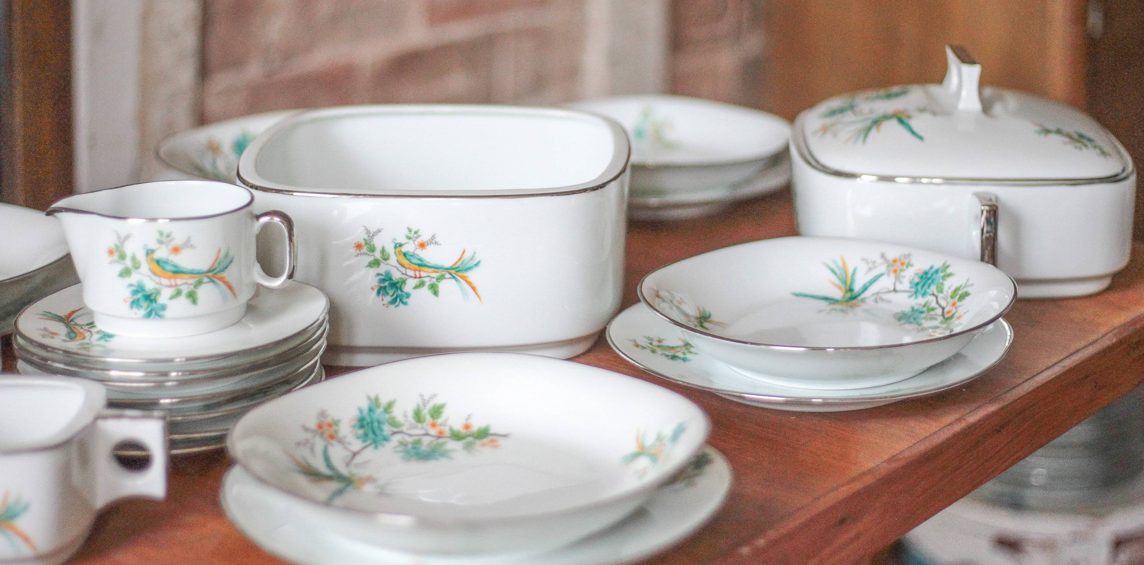 Limoges porcelain table service J.R.S Paradise bird, decor