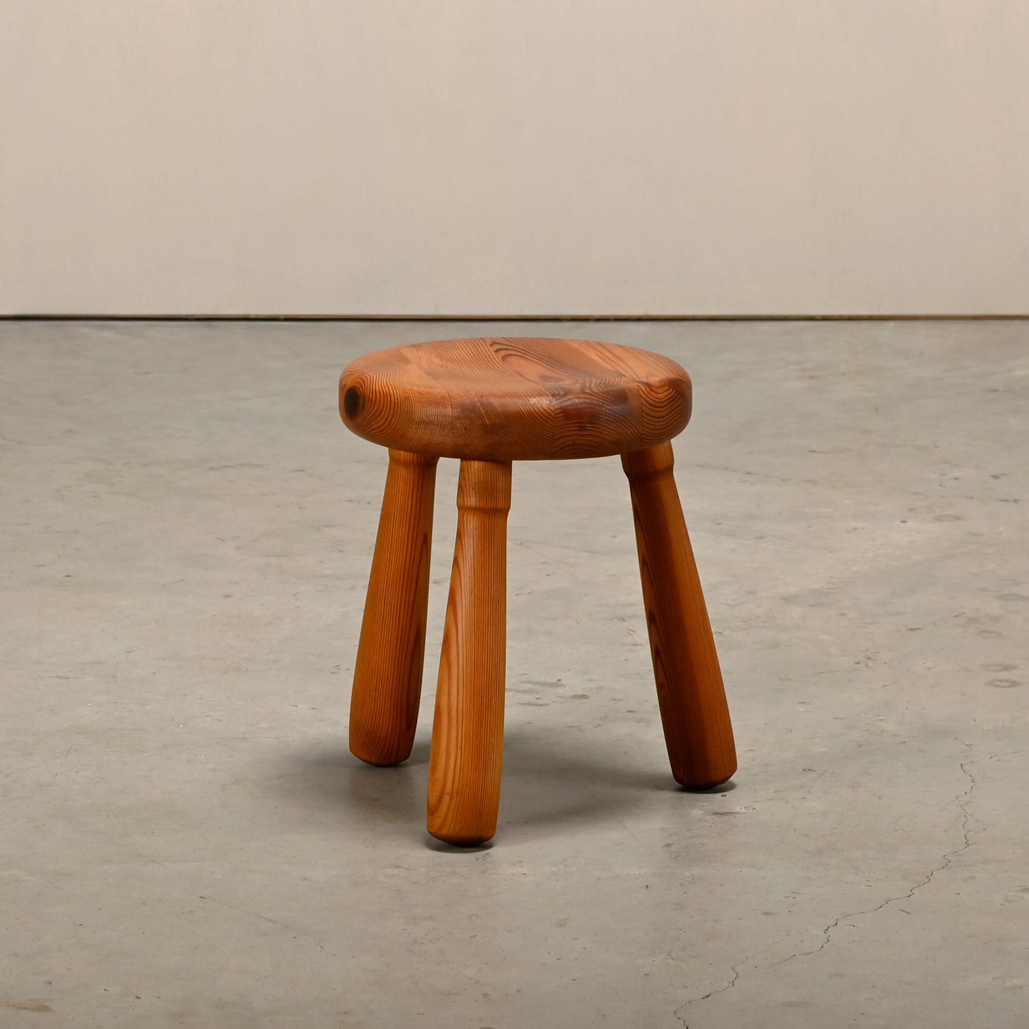 Scandinavian wooden tripod Stool solid pine in style of Ingvar Hildingsson