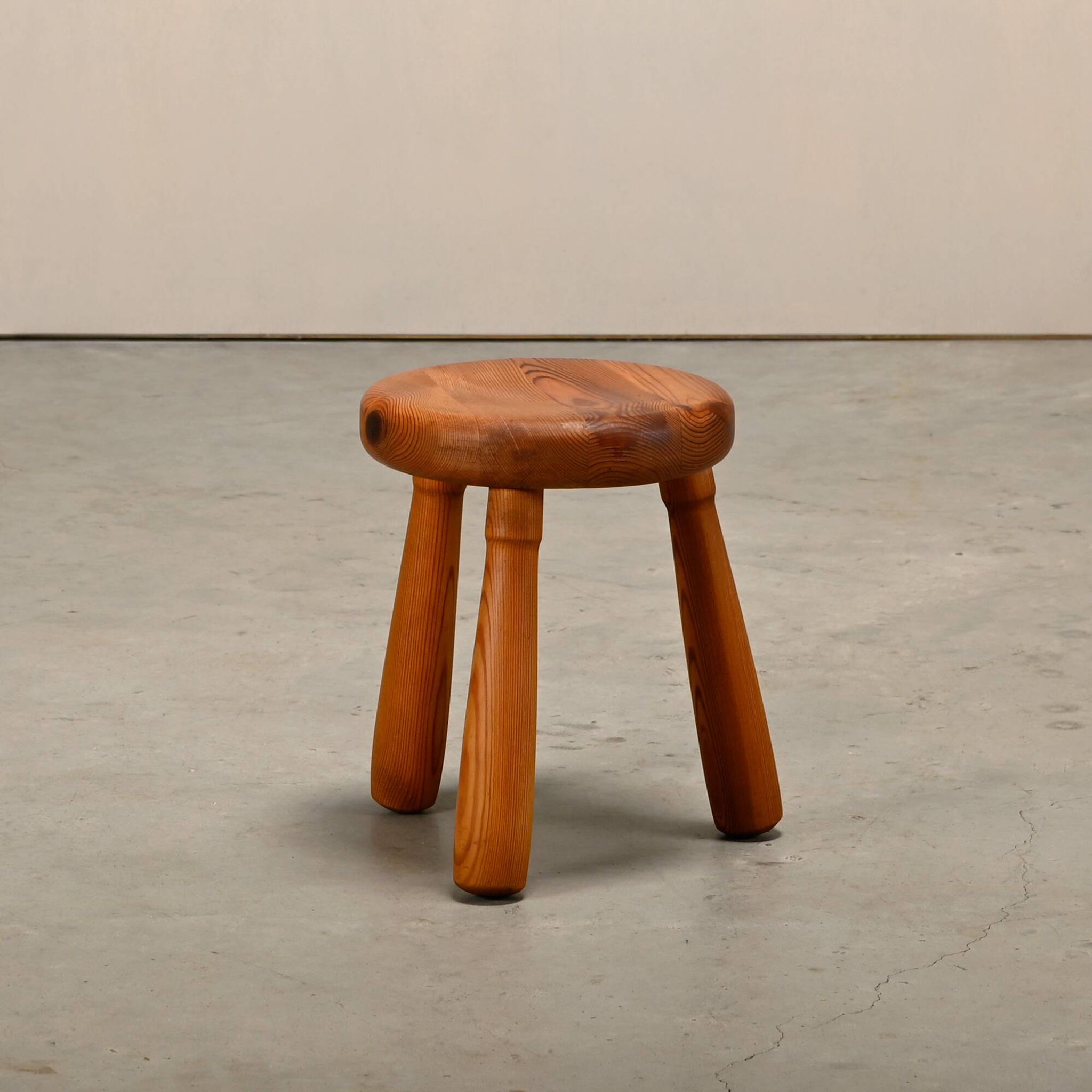 Scandinavian wooden tripod Stool solid pine in style of Ingvar Hildingsson