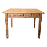 Farm table 104cm
